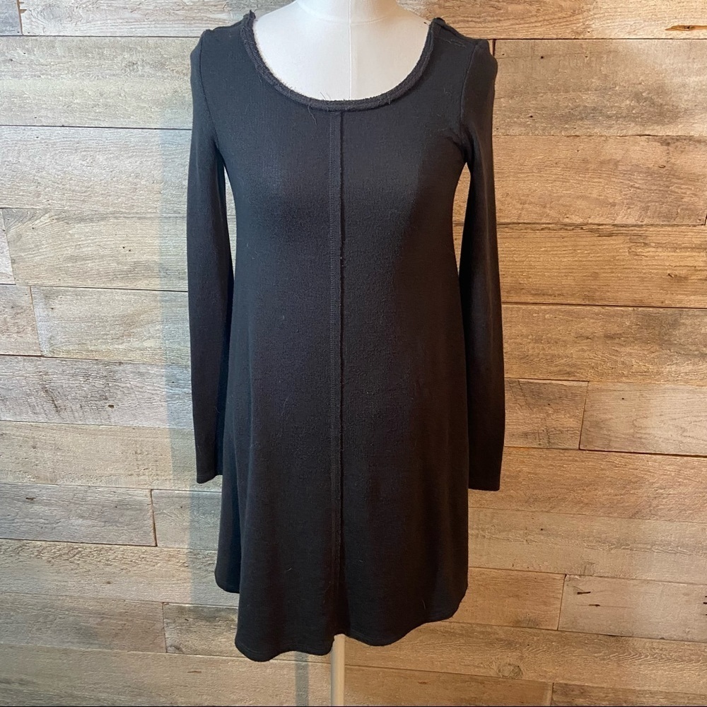 Billabong black tunic dress in size x-small